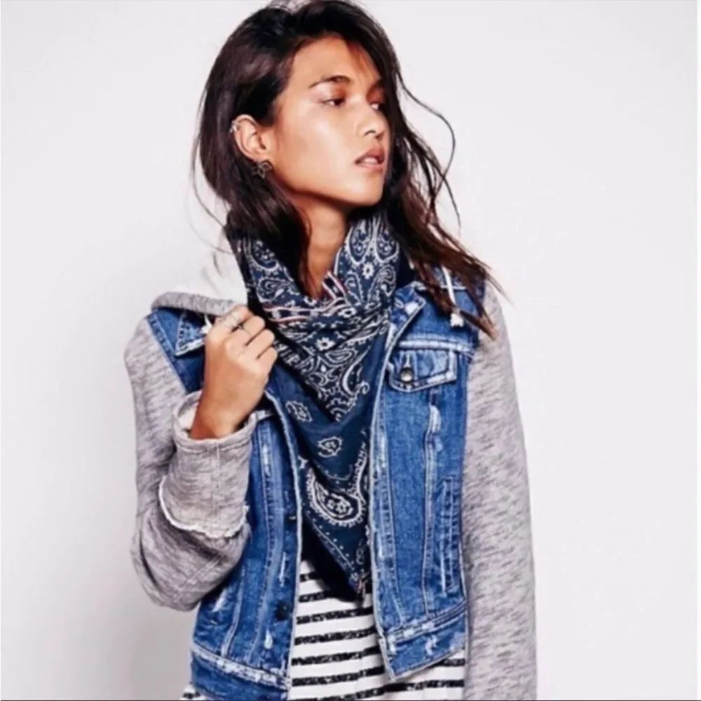 Free People Distressed Ripping Denim Jacket Casual Sporty Festival Concert Boho